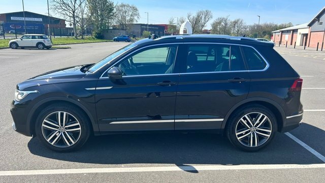Volkswagen Tiguan Tsi Elegance Suv PN73YRU Black #5