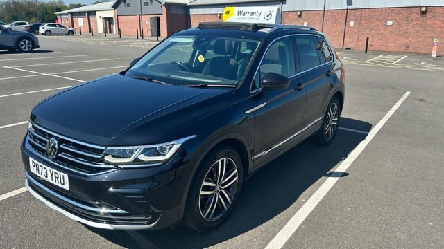 Volkswagen Tiguan Tsi Elegance Suv PN73YRU Black #2