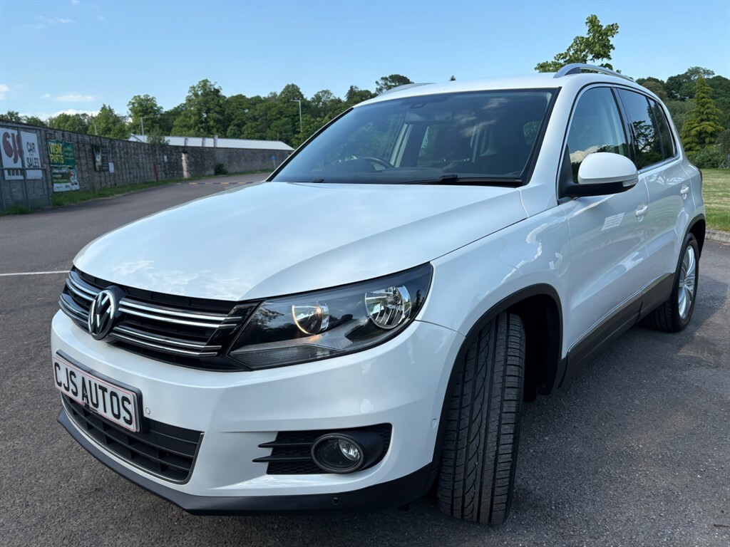 Volkswagen Tiguan Sport Tdi Bluemotion Technology Motion SG62PDK White #4