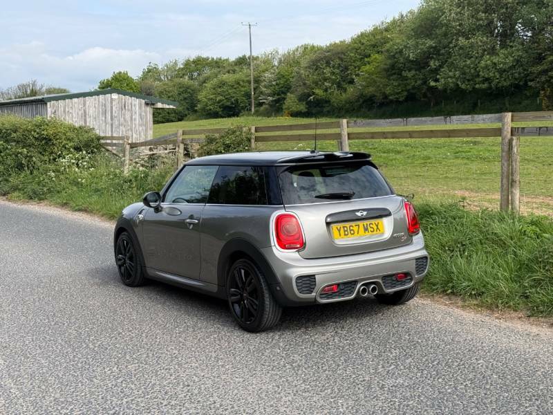 Mini Hatch 2.0 Cooper S D 8 Speed - 2018 67 Silver #5