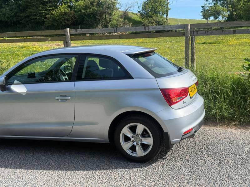 Audi A1 1.0 Tfsi Se S Tronic - 2018 18 Silver #4