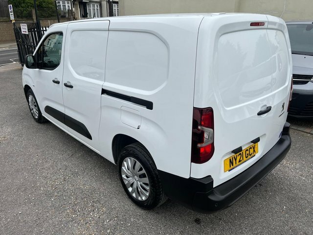 Peugeot Partner 1.5 Bluehdi 850 Professional Long Crew Van Double NY21GCX White #6