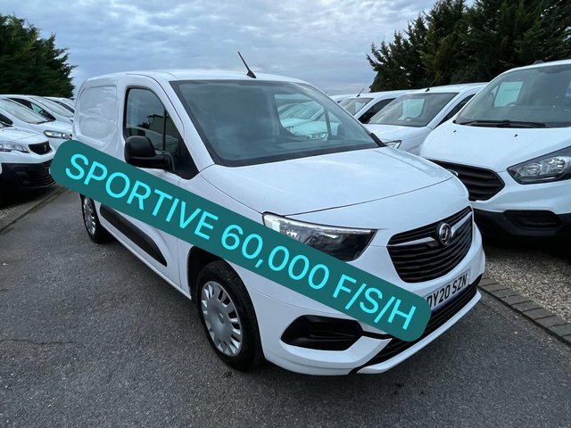 Vauxhall Combo 1.6 Turbo D 2300 Sportive L1 H1 Euro 6 S S White