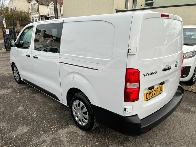Vauxhall Vivaro 2.0 Turbo D 3100 Dynamic Crew Van L2 H1 Euro 6 S DY22PUU White #6