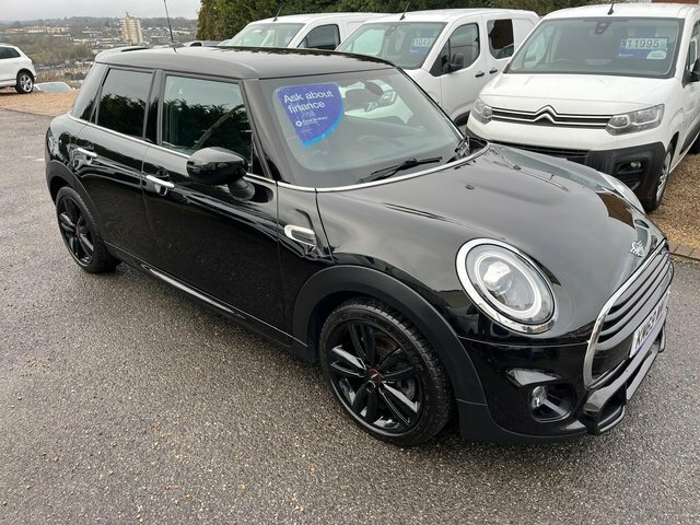 Mini Hatch 1.5 Cooper Sport Euro 6 S S Black