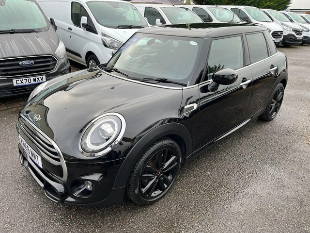 Mini Hatch 1.5 Cooper Sport Euro 6 S S KM69WMT Black #4