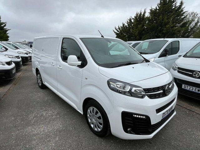 Vauxhall Vivaro 1.5 Turbo D 2900 Sportive L2 H1 Euro 6 S S DS70WVW White #2