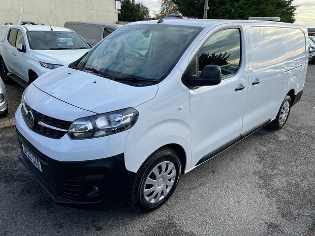 Vauxhall Vivaro 1.5 Turbo D 2900 Dynamic L2 H1 Euro 6 S S 6Dr DP22GGE White #4