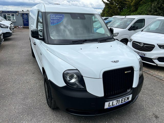 LEVC VN5 31Kwh Business Euro 6 Range Extender White #2