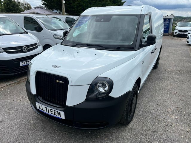 LEVC VN5 31Kwh Business Euro 6 Range Extender White #3