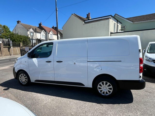 Vauxhall Vivaro 1.5 Turbo D 2900 Dynamic L2 H1 Euro 6 S S 6Dr DV21MRU White #5
