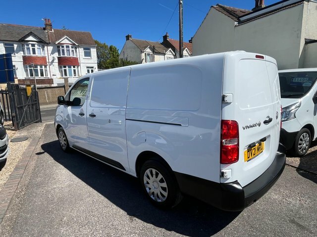 Vauxhall Vivaro 1.5 Turbo D 2900 Dynamic L2 H1 Euro 6 S S 6Dr DV21MRU White #6