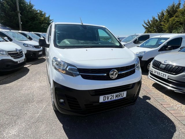 Vauxhall Vivaro 1.5 Turbo D 2900 Dynamic L2 H1 Euro 6 S S 6Dr DV21MRU White #3