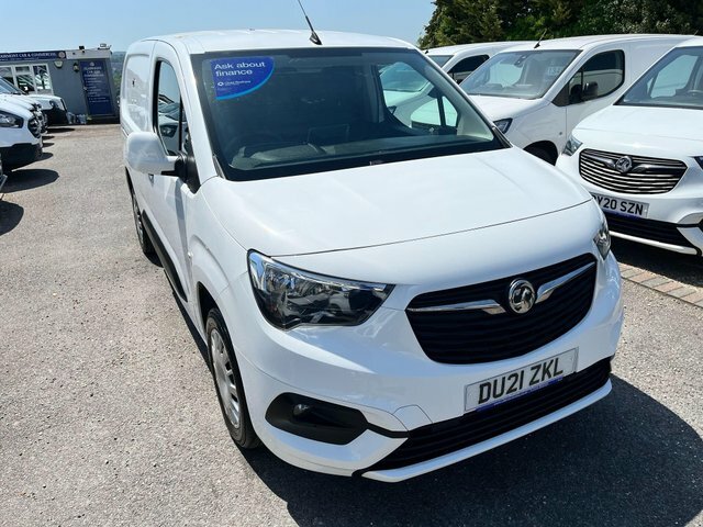 Vauxhall Combo 1.5 Turbo D 2300 Sportive L2 H1 Euro 6 DU21ZKL White #2