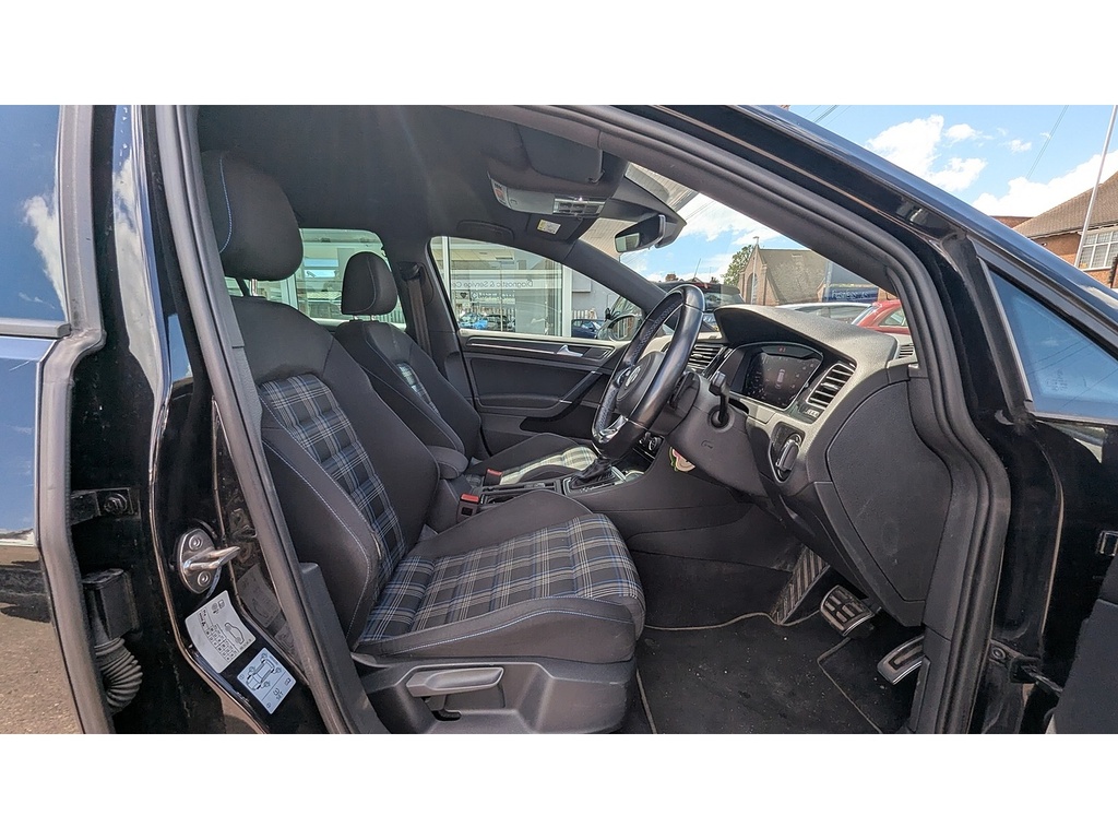 Volkswagen e-Golf 1.4 Tsi 8.7Kwh Gte Advance Hatchback Pl Black #5