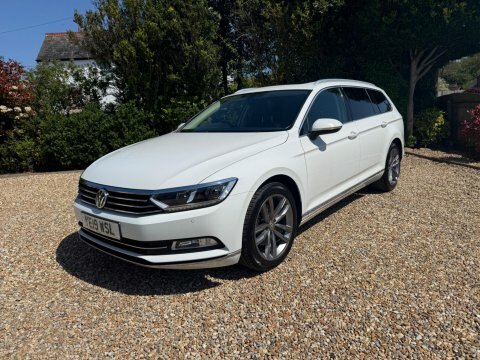 Volkswagen Passat 2019 19 2.0 White