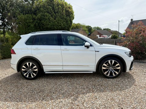 Volkswagen Tiguan 2018 18 2.0 LX18UPK White #6