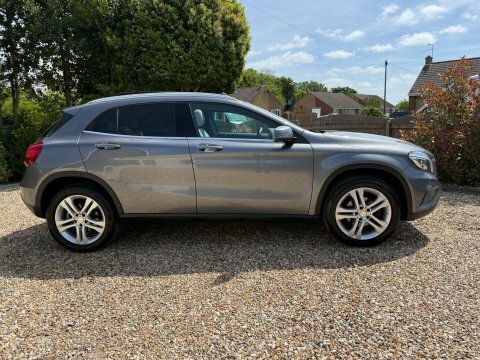 Mercedes-Benz GLA Class 2016 66 2.1 Grey #6