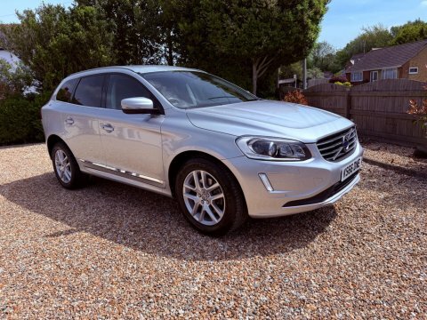 Volvo XC60 2016 66 2.4 KS66DNE Silver #2