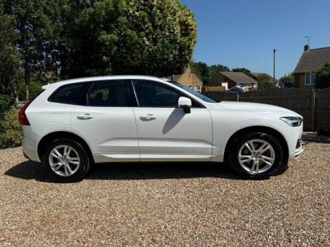 Volvo XC60 2018 67 2.0 T1VNG White #4