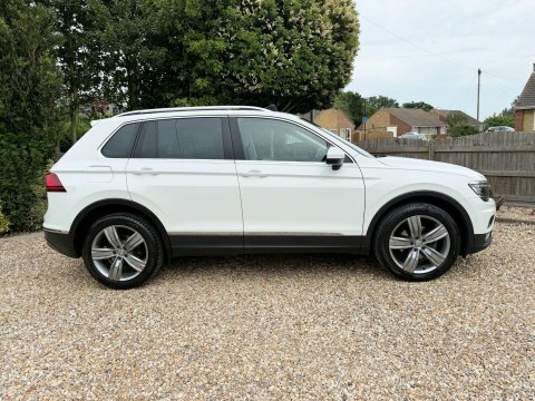 Volkswagen Tiguan 2018 18 2.0 WT18NWV White #5