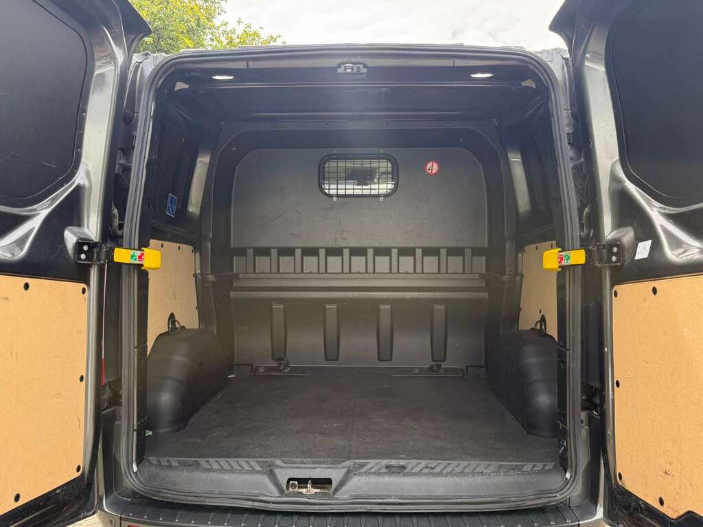 Ford Transit Custom 320 Limited 170Ps Dciv 6 Seat Crewvan HN72LVS Grey #6