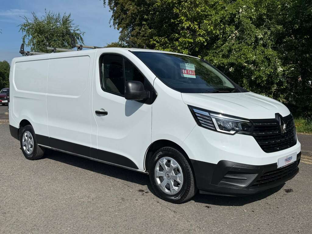 Renault Trafic 2.0 Ll30 L2 Advance Blue Dci 130Ps White