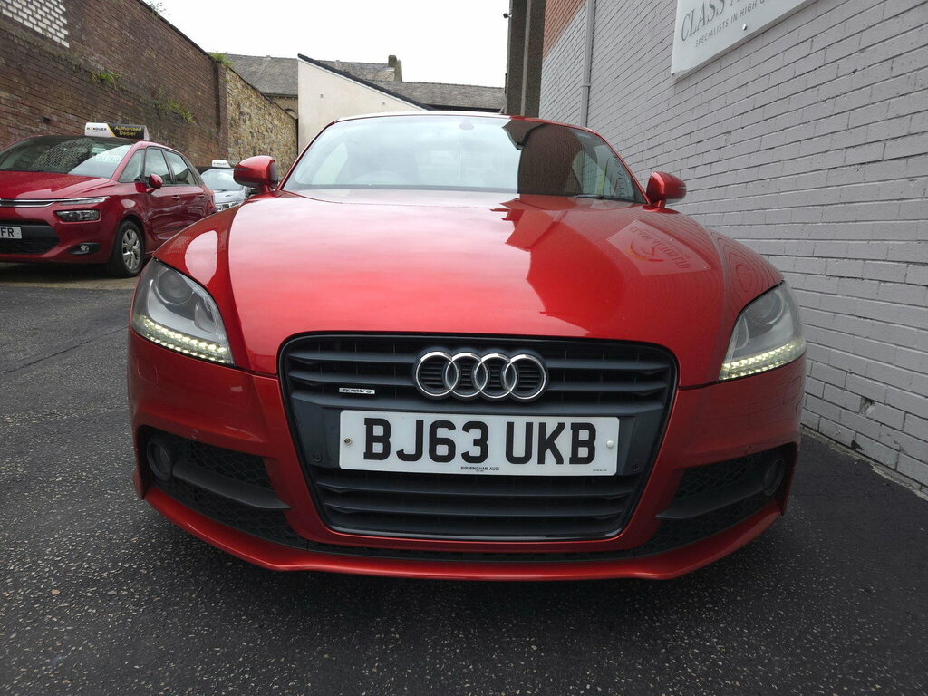 Audi TT 2.0 Tdi Black Edition Quattro Euro 5 BJ63UKB Red #2