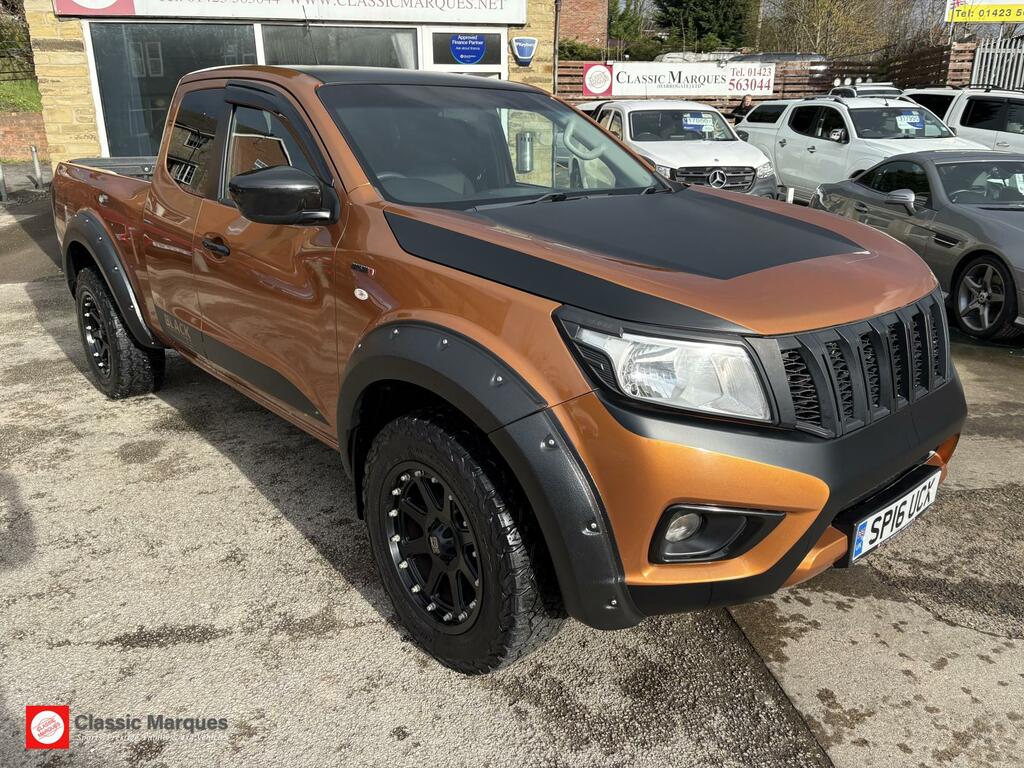 Nissan Navara 2.3 Dci Acenta King Pickup Extended Cab Orange #6