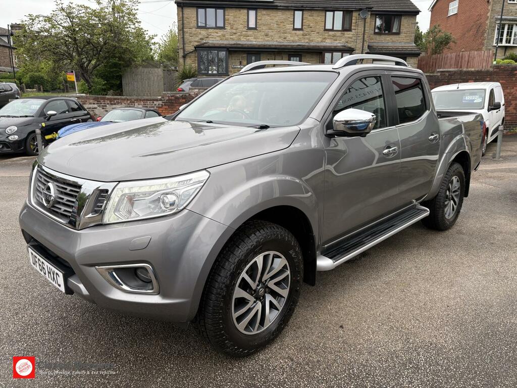 Nissan Navara 2.3 Dci Tekna Pickup Double Cab 4W Grey #4