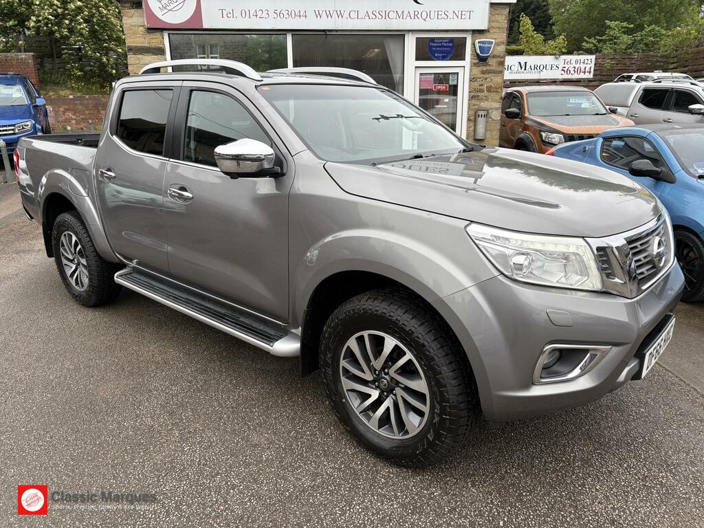 Nissan Navara 2.3 Dci Tekna Pickup Double Cab 4W Grey #6