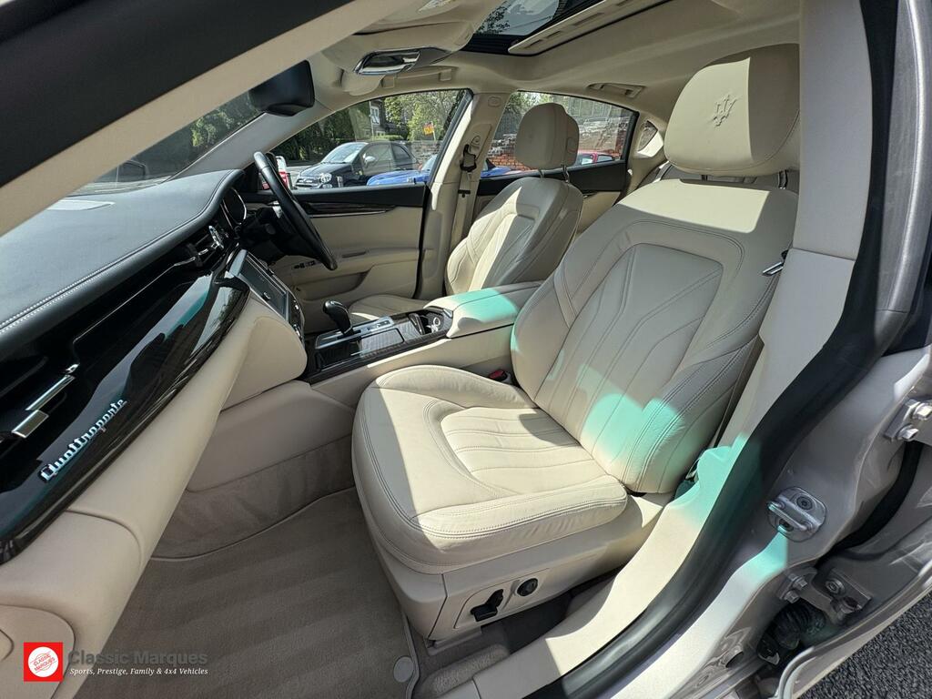 Maserati Quattroporte Dv6 Red #24