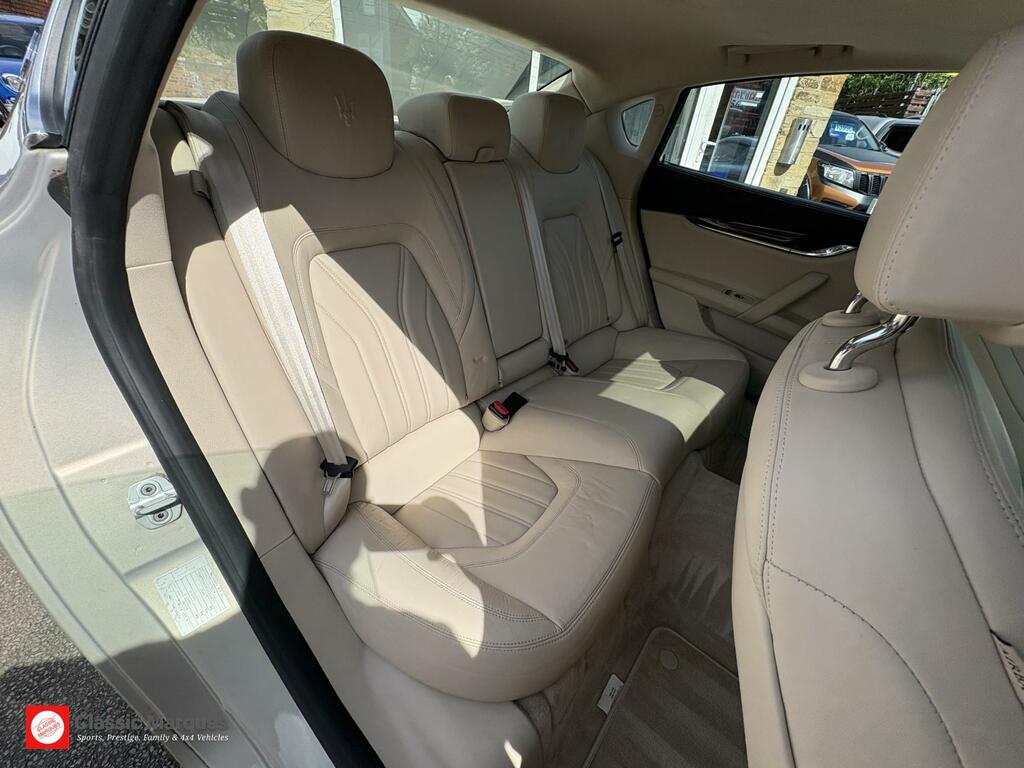 Maserati Quattroporte Dv6 Red #27