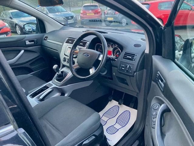 Ford Kuga 2.0 Tdci Zetec Suv 2Wd 136 Ps Black #6