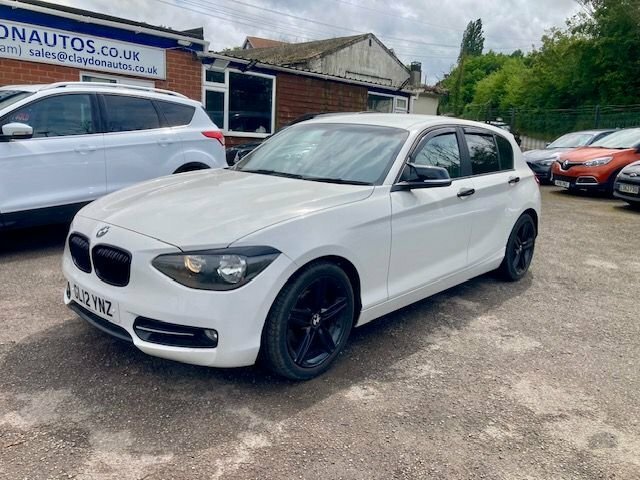BMW 1 Series 1.6 116I Sport Hatchback Ss GL12YNZ White #2