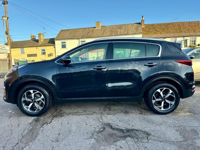 Kia Sportage 1.6 Gdi 2 Suv Euro 6 Ss 130 Bhp Wi RA68FPJ Black #4