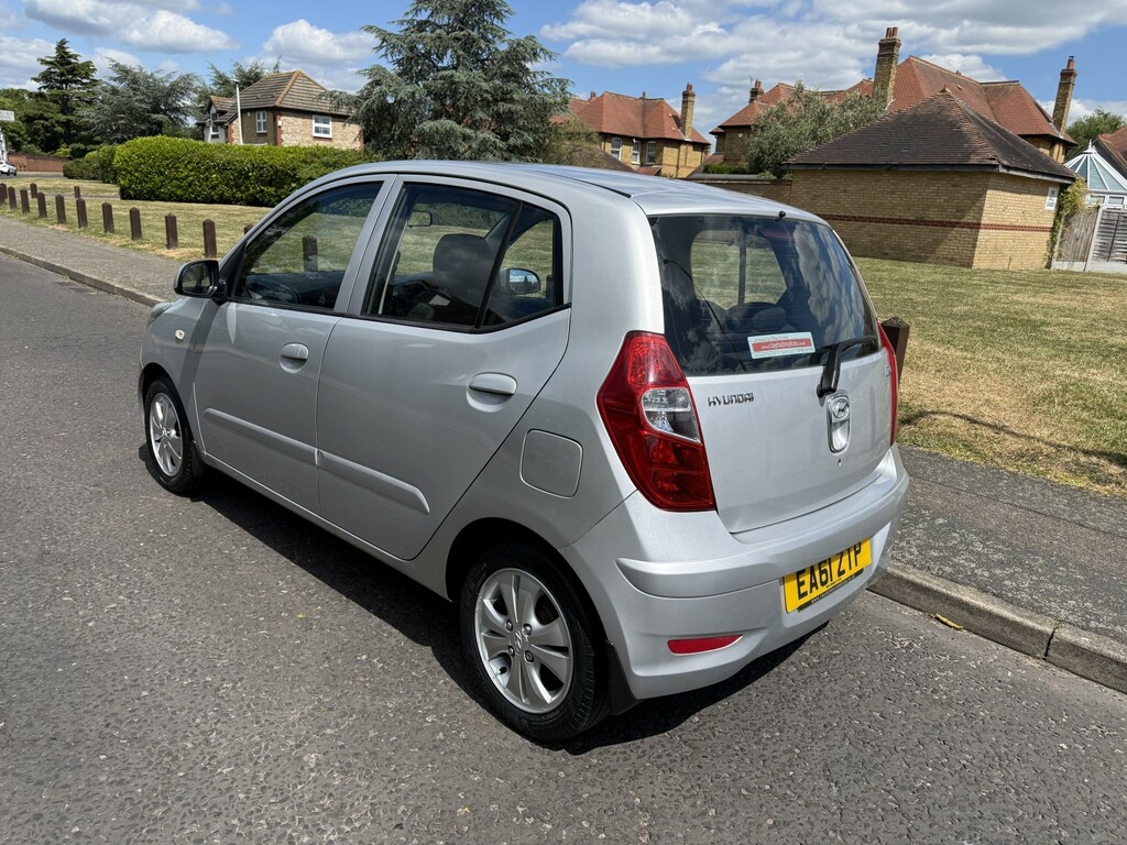 Hyundai I10 Hatchback 1.2 Active 2011 EA61ZTP Silver #3