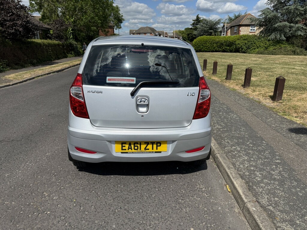 Hyundai I10 Hatchback 1.2 Active 2011 EA61ZTP Silver #4