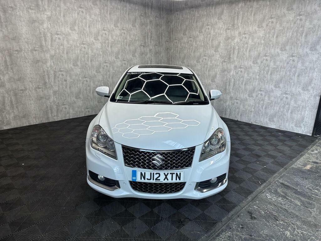 Suzuki Kizashi 2.4 Sport 179 Bhp 4X4 Silver #4