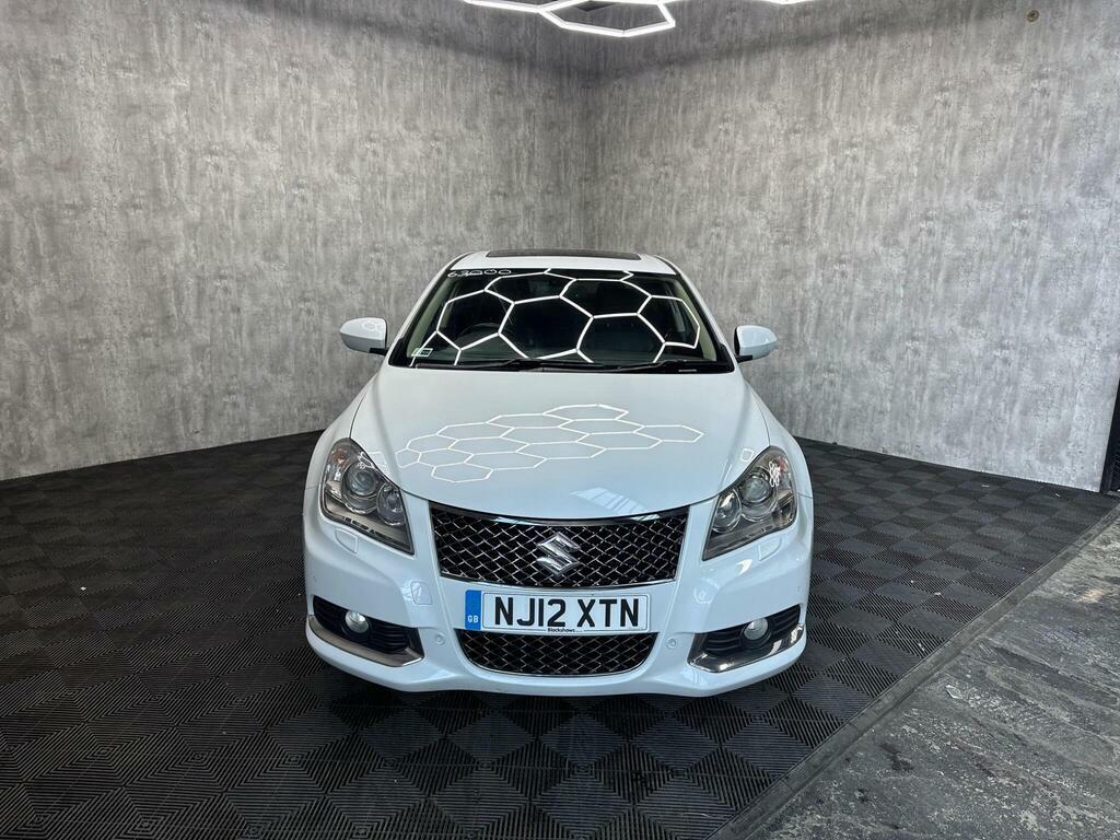 Suzuki Kizashi 2.4 Sport 179 Bhp 4X4 Silver #3