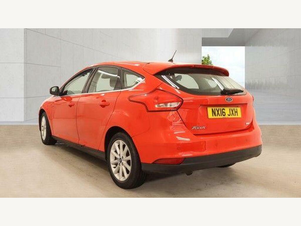 Ford Focus 1.0T Ecoboost Titanium Euro 6 S S NX16JXH Red #4