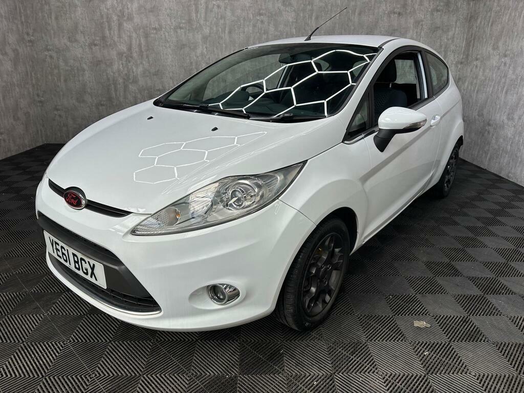 Ford Fiesta 1.25 Zetec YE61BGX White