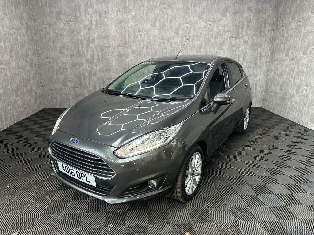 Ford Fiesta 1.0T Ecoboost Titanium Euro 6 S S Grey