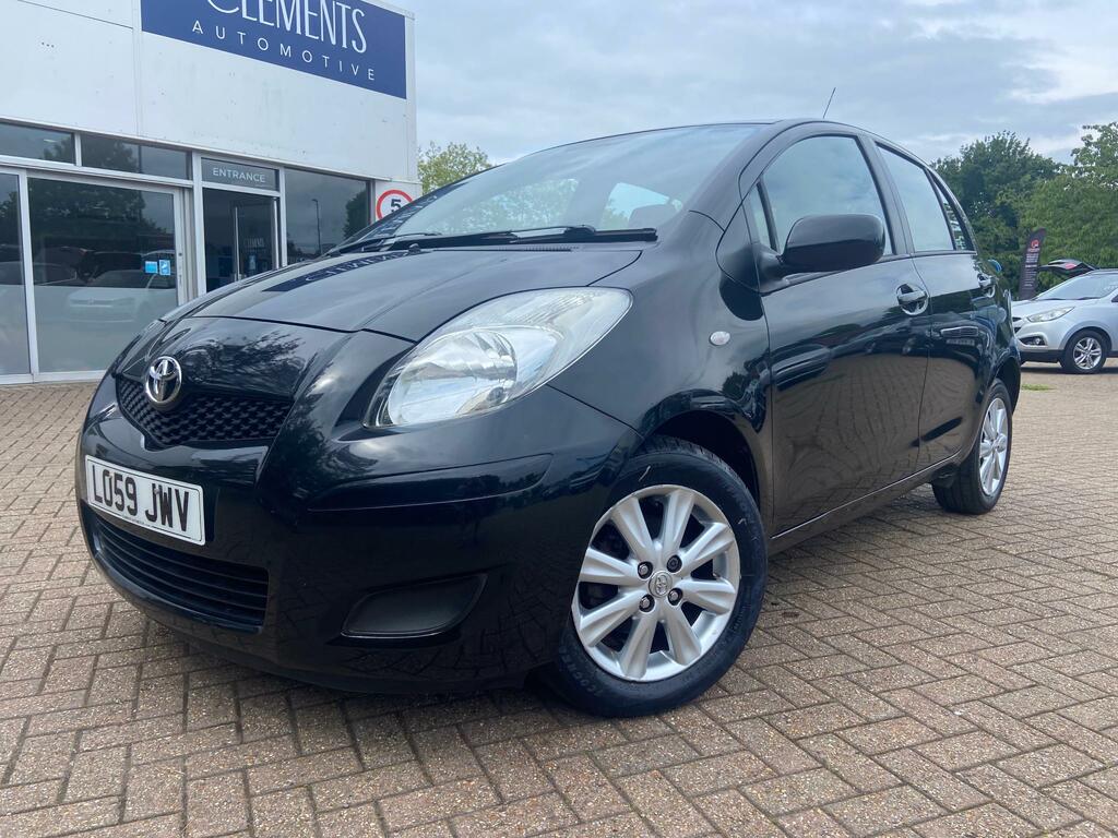 Toyota Yaris Tr Vvt-i Black