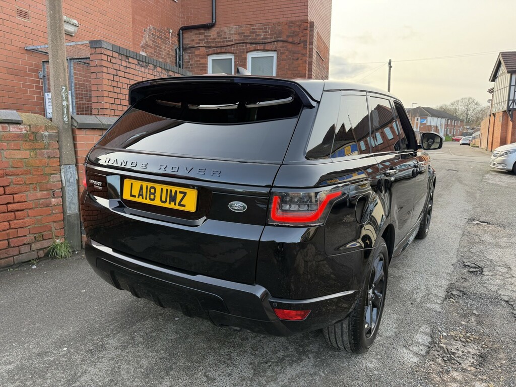 Land Rover Range Rover Sport 2.0 Sd4 Hse Black #3