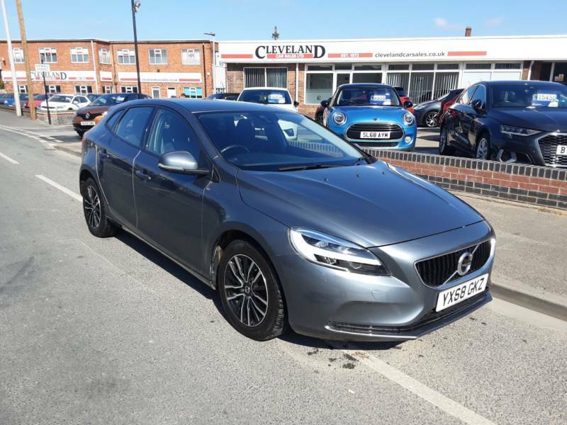 Volvo V40 T2 122 Momentum - 2018 68 Grey