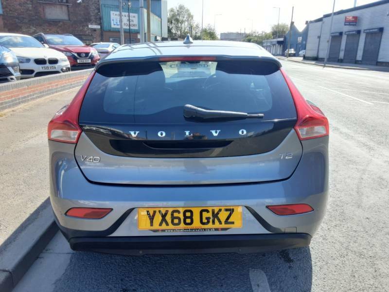 Volvo V40 T2 122 Momentum - 2018 68 YX68GKZ Grey #3