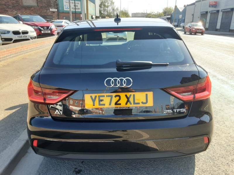 Audi A1 25 Tfsi Technik - 2022 72 YE72XLJ Black #3