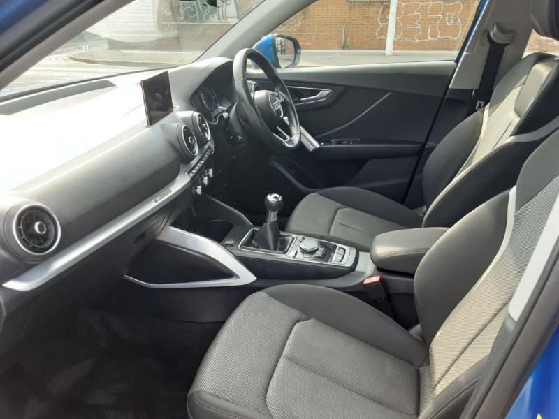 Audi Q2 30 Tfsi Sport - 2020 70 MJ70EAY Blue #6