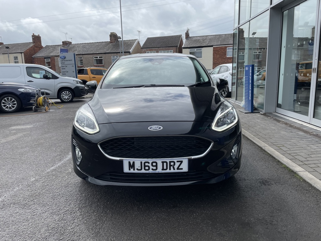 Ford Fiesta 1.1 Trend MJ69DRZ Black #2